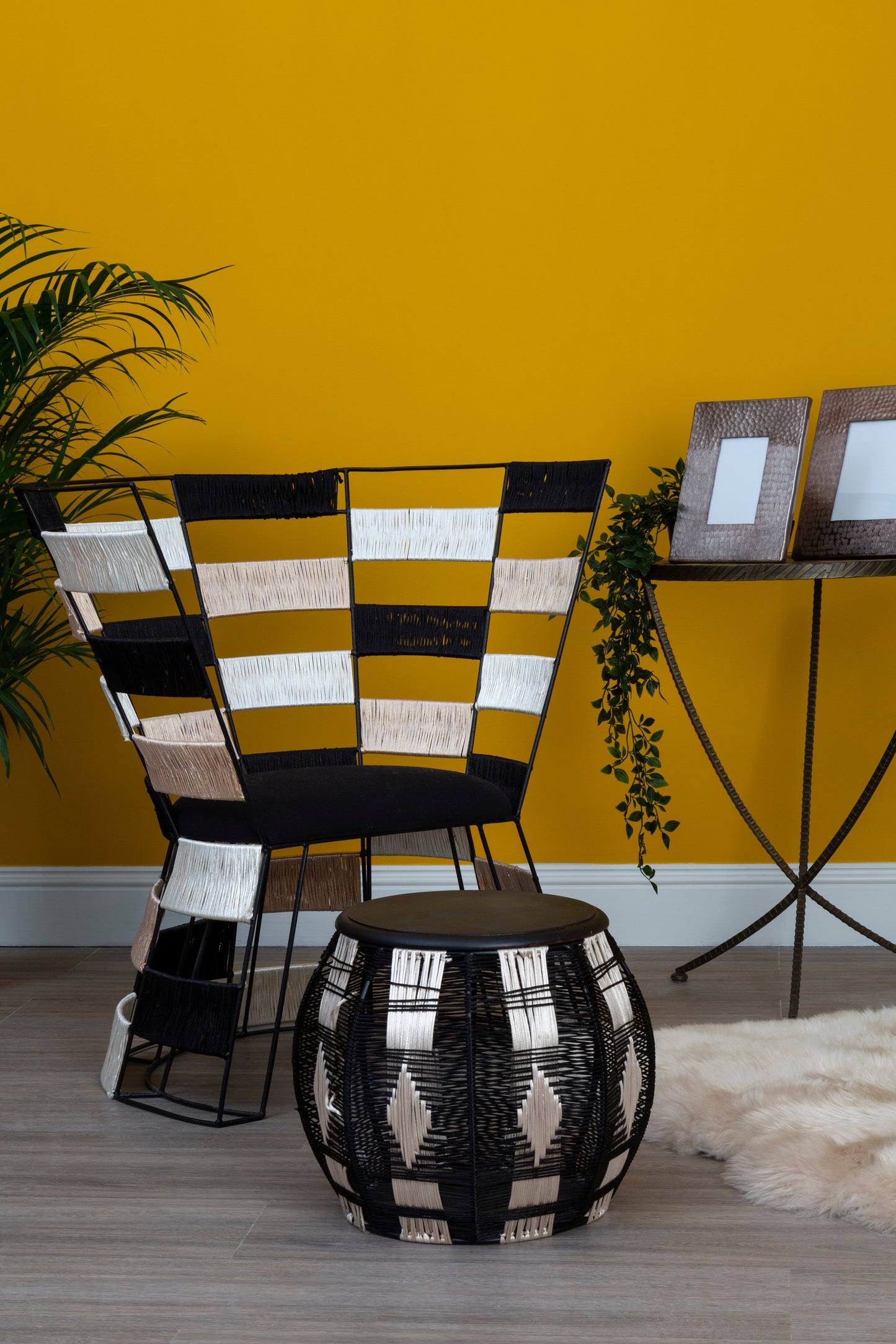 Lagos Beige And Black And White Chair